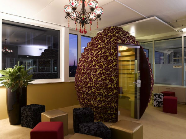 ,Google,媒体人,[狂图！] 谷歌全球办公环境秀：惊艳的苏黎世站