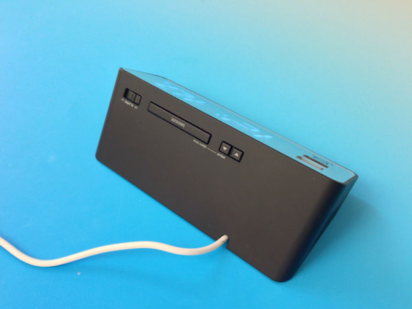 ,平板电脑,附有USB端口的方便式LED电波座钟