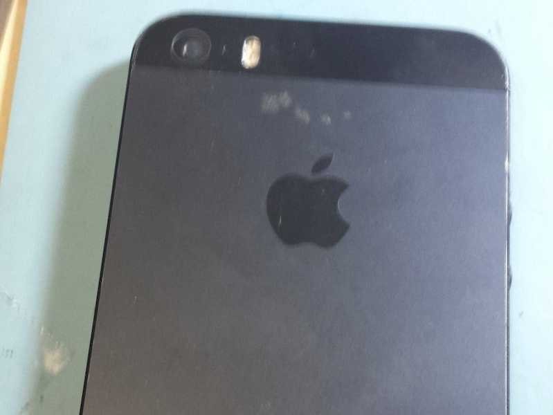 and-a-better-flash-it-looks-like-apple-is-adding-a-dual-led-flash-maybe-no-more-red-eye-in-photos.jpg ,Apple,奇虎,亲,你不得不知的苹果新一代iPhone 5S