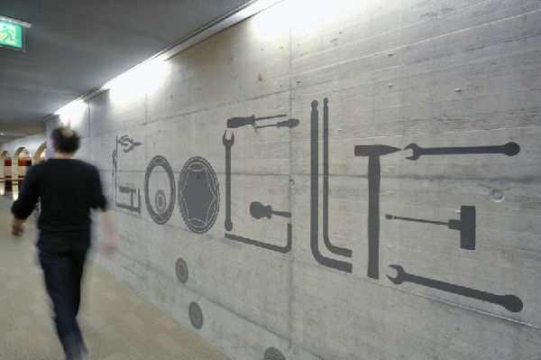 ,Google,媒体人,[狂图！] 谷歌全球办公环境秀：惊艳的苏黎世站