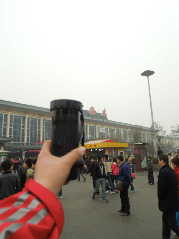 ,网民,人人,男生千里送杯水给女友 “一杯水的爱 情 ”感动网友