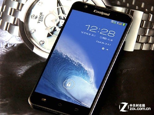 579924491.jpg ,Apple,智能手机,2012年八款新技术强机汇总:1080p/超广角前置镜头