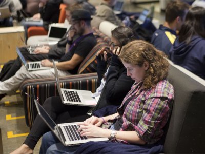 ,Yahoo,媒体评出美国薪酬最高25家科技公司：思科居首