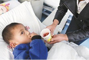 83875309.jpg ,网民,4岁患癌男童想吃石榴 网友千里接力当日送达