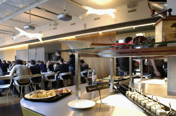 ,Google,媒体人,[狂图！] 谷歌全球办公环境秀：惊艳的苏黎世站