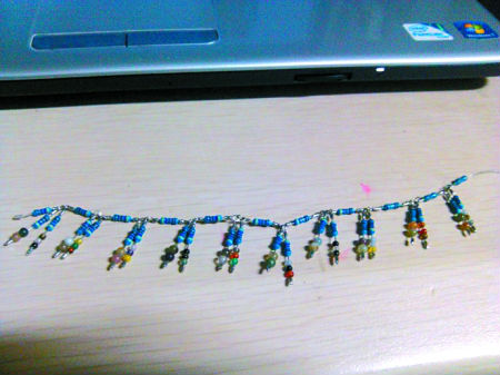 W020130118328858726395.jpg ,网民,电阻手链走红网络 逆天追女神器