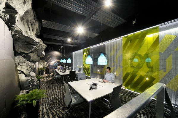 ,Google,媒体人,[狂图！] 谷歌全球办公环境秀：惊艳的苏黎世站