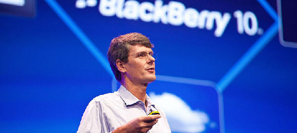 ,操作系统,智能手机,趋势网解读：黑莓掉进了出售公司的死穴