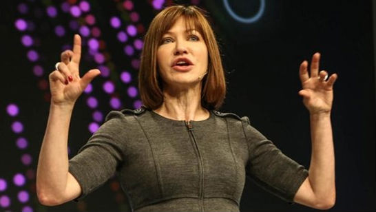 ,Microsoft,平板电脑,操作系统,Apple,Windows新掌门：辛诺夫斯基缺乏团队合作精神