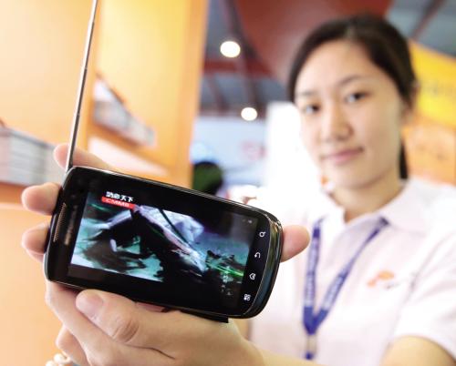 ,自媒体,Facebook,网络视频,移动视频市场预估10亿元：爱奇艺抢占移动端