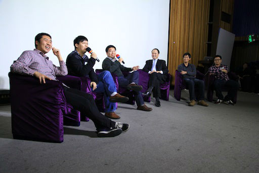 ,Google,智能手机,位置服务,移动互联网,LBS：颠覆现实世界