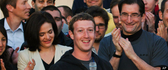 r-FACEBOOK-IPO-large570.jpg ,Facebook,移动广告,智能手机,平板电脑,社交网络,投资人,脸书首次公开募股:公开上市一年后的回顾