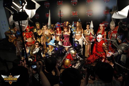 1369825045400.jpg ,腾讯,网络游戏,媒体人,极客,从业者,全明星落幕LOL或为中国电竞崛起最后的希望