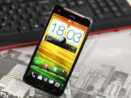 734040755.jpg ,Apple,智能手机,2012年八款新技术强机汇总:1080p/超广角前置镜头