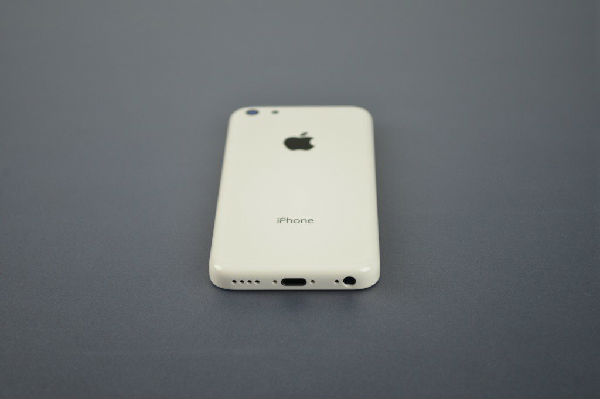 ,Apple,智能手机,即时通讯,趋势网爆料：廉价版iPhone5C大爆光