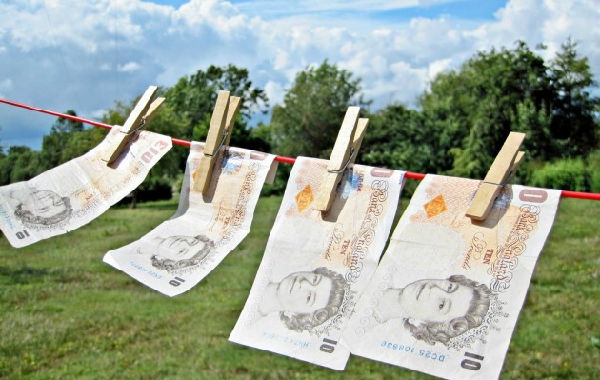 8.jpg ,极客,网络游戏,全额宝类产品最大的风险是?可能沦为玩家的洗钱手段