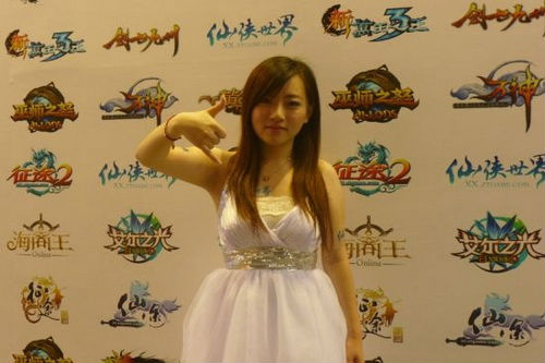 ,互联网,[多图]宅男猝死怪蜀黍扑街 首日十大ShowGirl精选