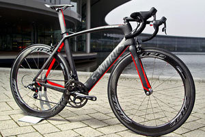 ,智能手机,平板电脑,趋势网盘点：一起来烧钱——盘点全球十大奢侈高科技玩物