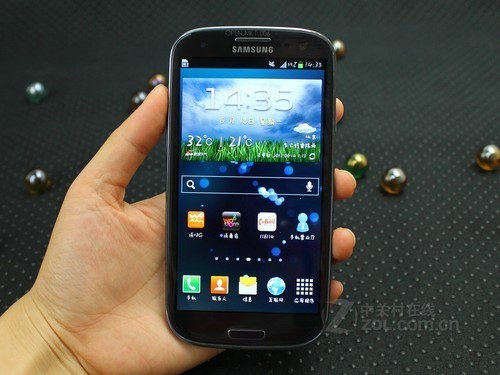 2223151790.jpg ,Apple,智能手机,2012年八款新技术强机汇总:1080p/超广角前置镜头