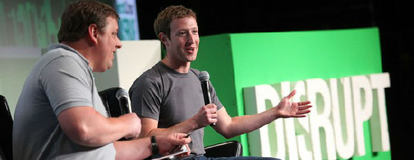 ,Facebook,社交网络,投资人,扎克伯格做客TechCrunch Disrupt 秀数据做反思谈计划