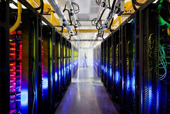 ,Google,Facebook,首次对外曝光：全程揭秘Google数据中心