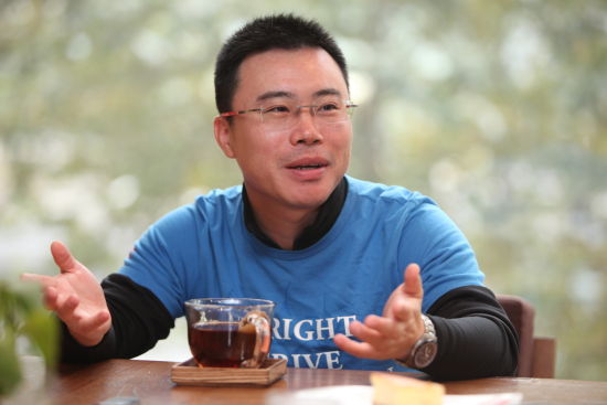 ,盛大,智能手机,小米,创业者,智能电视,王欣推快播大屏幕延续盒子梦：为什么定位配件