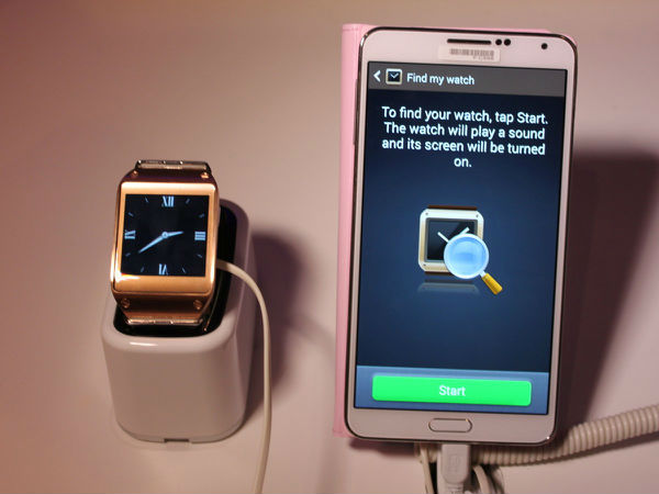 you-can-also-use-gear-manager-to-locate-your-galaxy-gear-if-you-lost-it-somewhere-in-your-house-tap-the-green-start-button.jpg ,Apple,新款Galaxy Gear智能手表,三星完胜苹果!