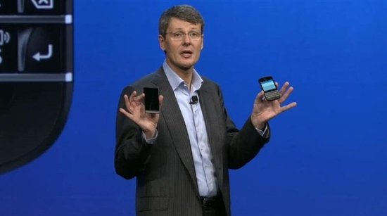 ,即时通讯,操作系统,社交网络,LinkedIn,Twitter,RIM正式更名为“黑莓” 发布两款BB10新机