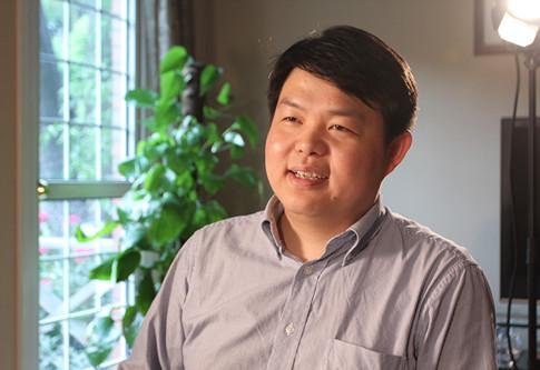 201212257391356397210125.jpg ,电子商务,移动电商,腾讯,移动互联网,并购重组,易迅卜广齐:2013年中小电商将盈利 PC端仍在跑马圈地