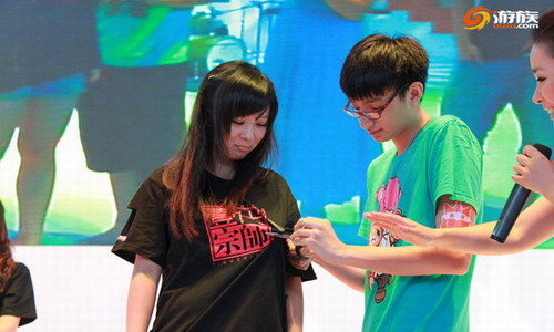 image008.jpg ,互联网,节操掉了一地!扒一扒ChinaJoy的囧人奇事