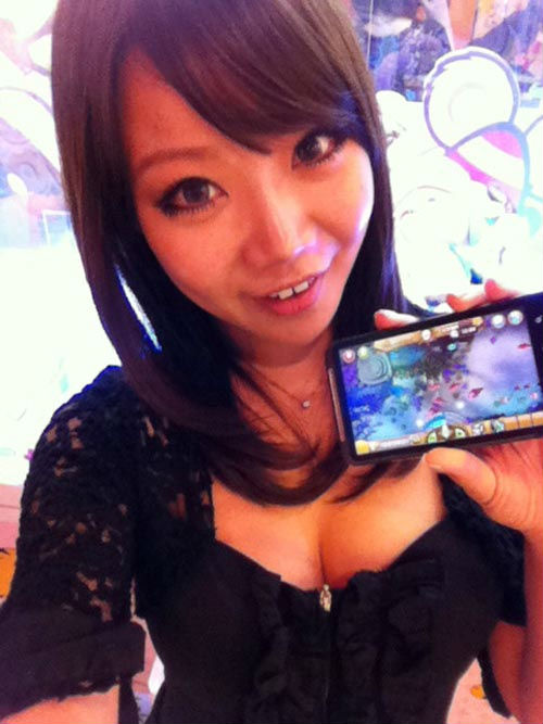 ,极客,智能手机,[多图] 微博掀宅女自拍热潮 《捕鱼达人》妹纸合集领衔手游玩家