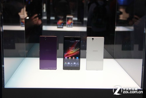 1756788131.jpg ,Apple,智能手机,操作系统,智能手机大战:蛇年最令人期待的十大新机!