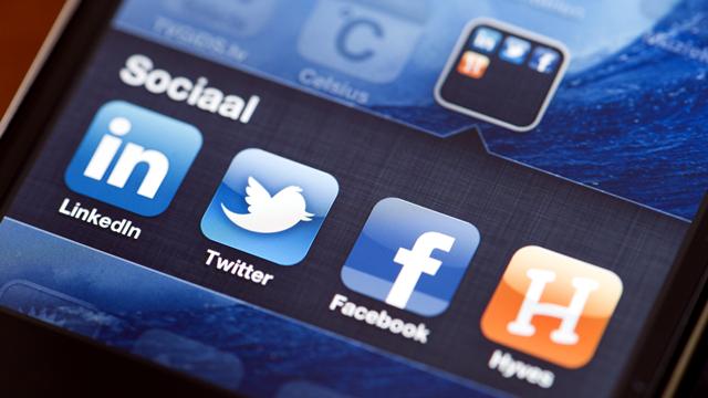 twitterheader.jpg ,Facebook,网民,Twitter,媒体人,自媒体,粉丝,南京解禁推特脸书:中国特色两面派?