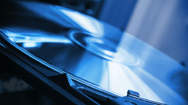 shutterstock_dvd.jpg ,互联网,给你完美体验:前所未有的视频转换器——Handbrake手刹