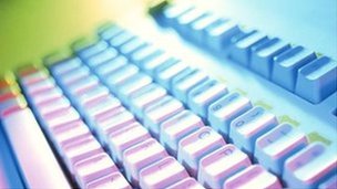 _68663149_pc.jpg ,平板电脑,个人电脑经历“史上最长”五连降