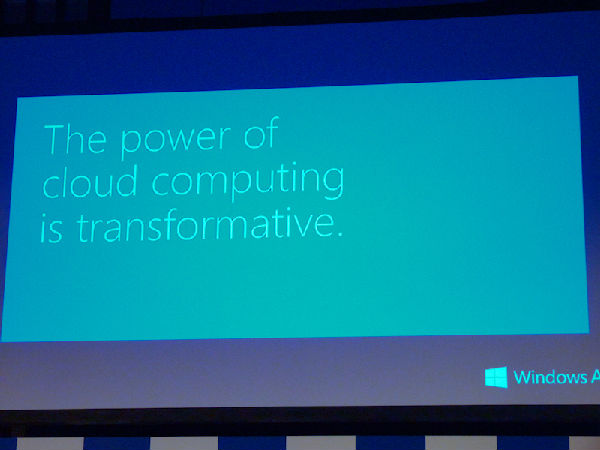 云技术的辅助使得计算能力更强大 ,Microsoft,平板电脑,媒体人,微软抛弃软件?鲍尔默日本誓言将微软转型为以设备与服务为主!