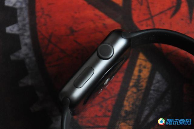 ,谷歌,苹果,iPhone,Apple Watch PK Moto 360：定位有差异