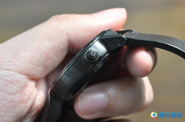 ,谷歌,苹果,iPhone,Apple Watch PK Moto 360：定位有差异