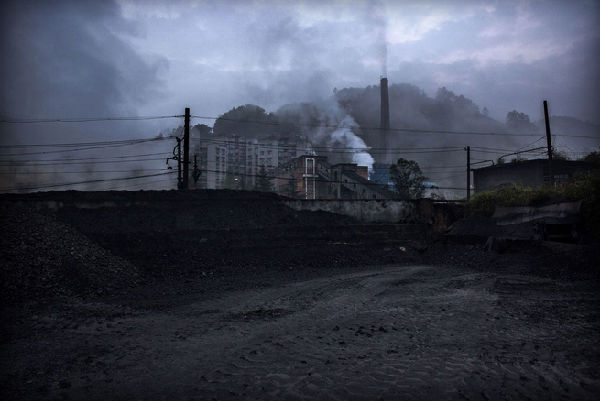 ,相比以前的报道，中国燃烧着更多的煤炭