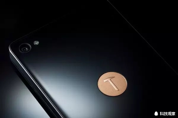 ,锤子T2 Pro指 纹模块曝光 指 纹识别传感器将会嵌入到锤子Logo中