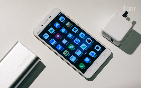 20151201064324b2c67_550.jpg ,vivo X6:让手机足够快