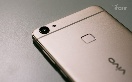 2015120106442331761_550.jpg ,vivo X6:让手机足够快