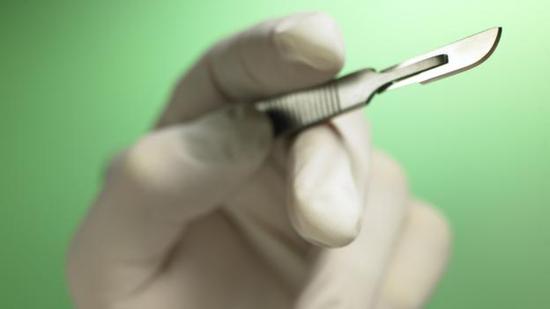 pD27-fxmpxnx4940580.jpg ,机器人,科学家探索太空急救医学,机器人将成为太空医生