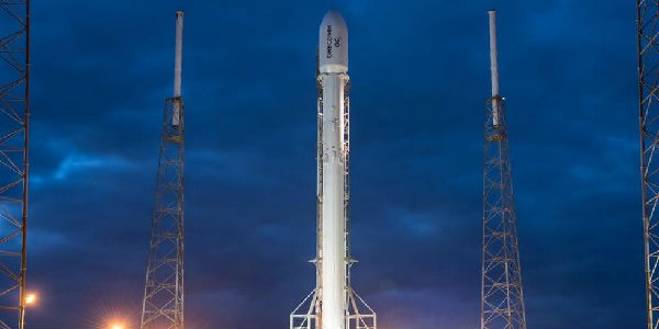 ,乔布斯,马斯克,开发者,黑客,谷歌,苹果,Facebook,Twitter,盘点2015年科技之最佳与最糟