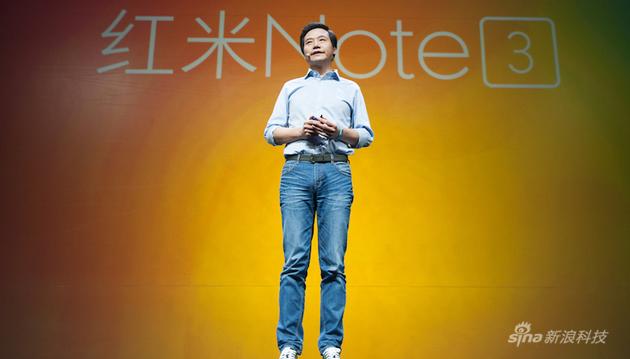 ,雷军,小米,苹果,巨压之下，互联网手机何去何从