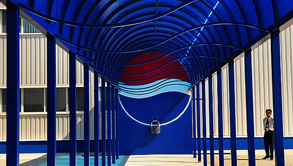 30093150_8528.jpg ,苹果,连百事可乐都要在线下开餐厅了