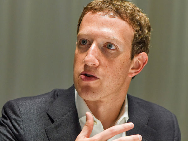 131812172.png ,扎克伯格,马斯克,苹果,Facebook,机器人,增强现实,Facebook创始人马克·扎克伯格畅谈未来科技