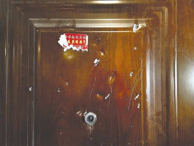 ,饿了么无证商户现状：继续营业生意好 上门威胁恐吓差评用户