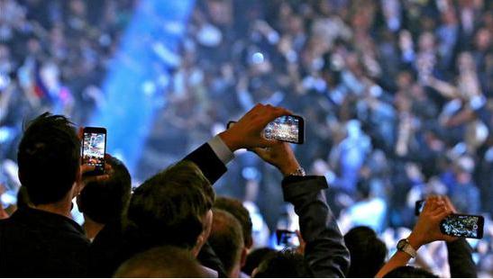 ,Facebook,Twitter,社交网络,为何不为直播平台点赞