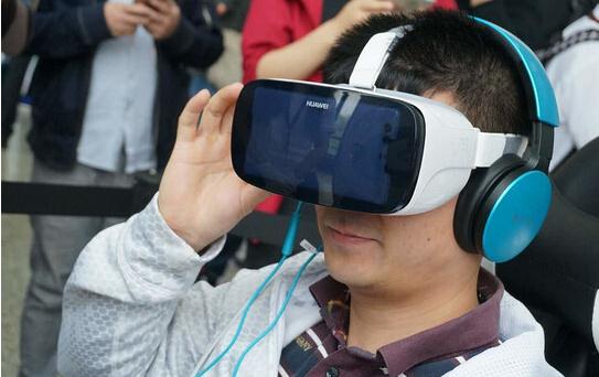 ,首款华为VR有啥看点？